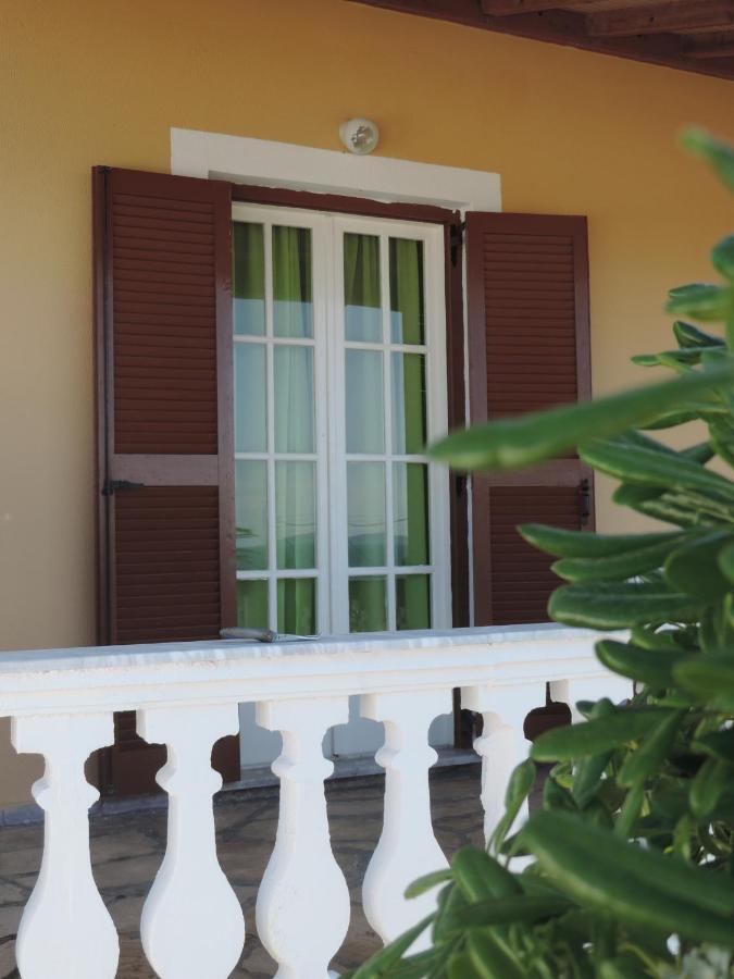 Apartments Peli-Maria Agios Stefanos Avliotes  Exterior foto
